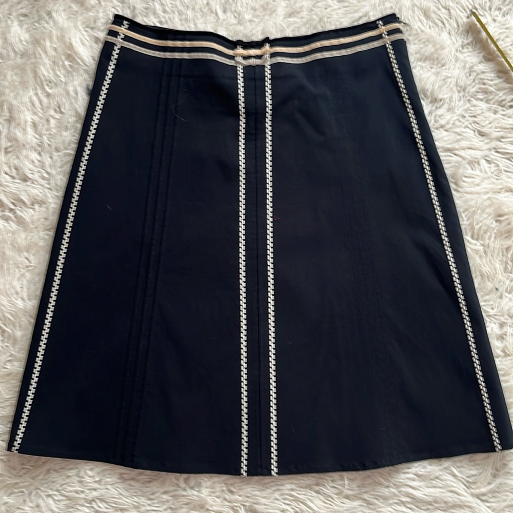 Woman’s Black Wool Skirt